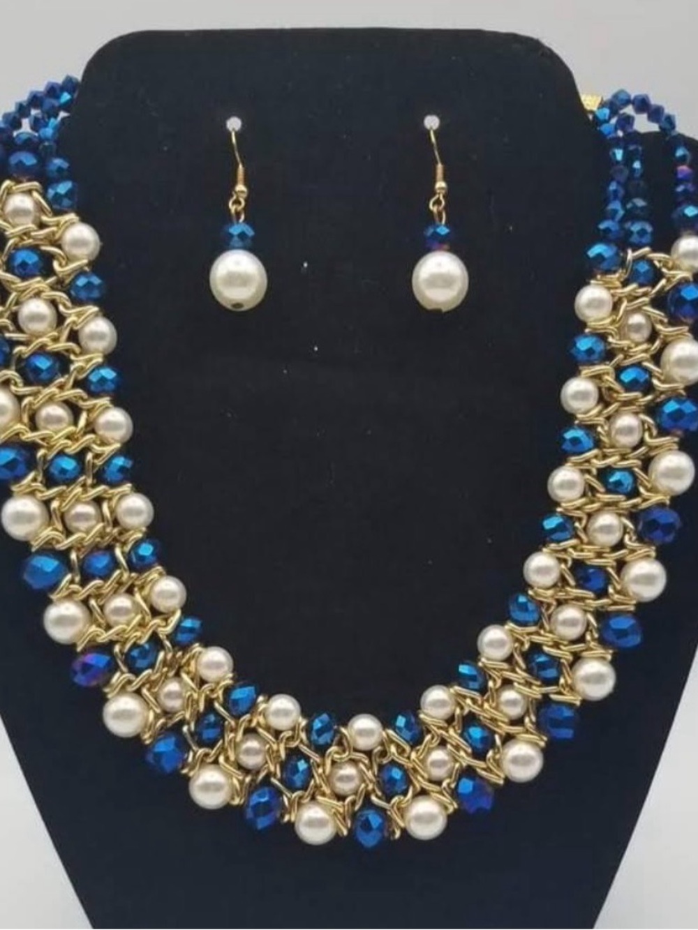 Pearl and Blue Crystal Statement Necklace Set